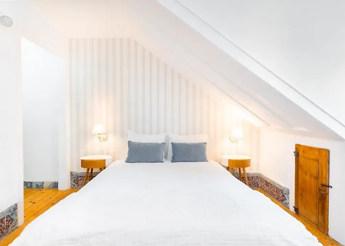 Whome | Se Skyline Apartment